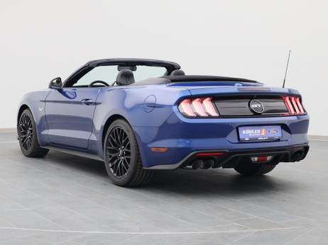  Ford Mustang GT Cabrio V8 450PS / Premium 2 in Atlas Blau 