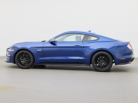  Ford Mustang GT Coupé V8 450PS / Premium 2 / B&O in Atlas Blau von Links