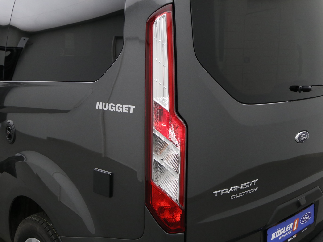  Ford Transit Nugget Aufstelldach 185PS / Sicht-P3 in Magnetic Grau 