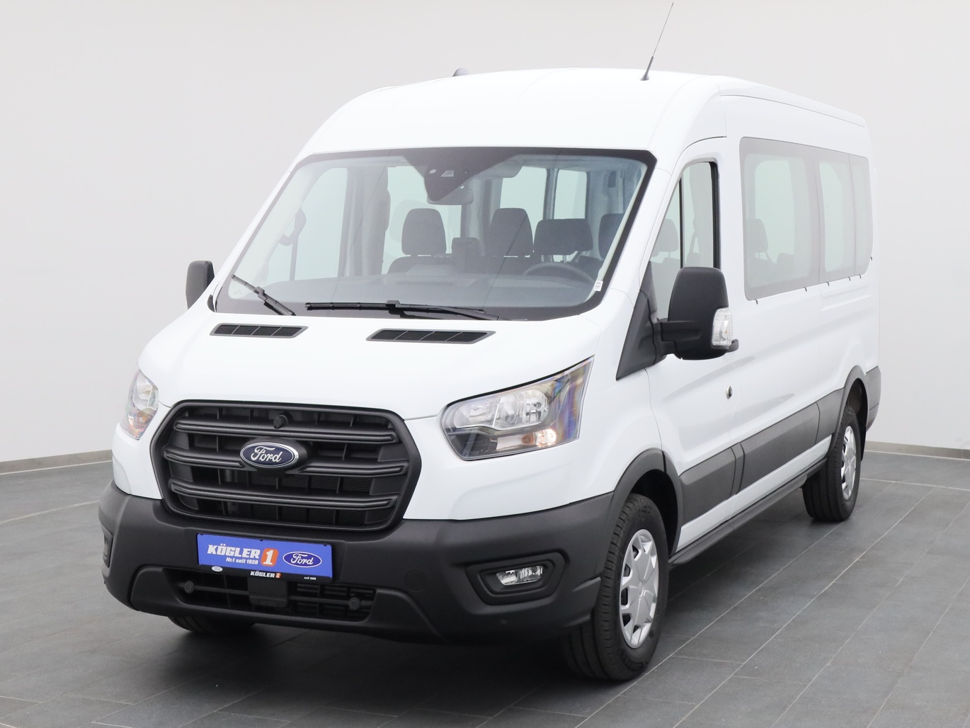  Ford Transit Kombi 350 L3H2 Trend 150PS / Klima in Weiss 
