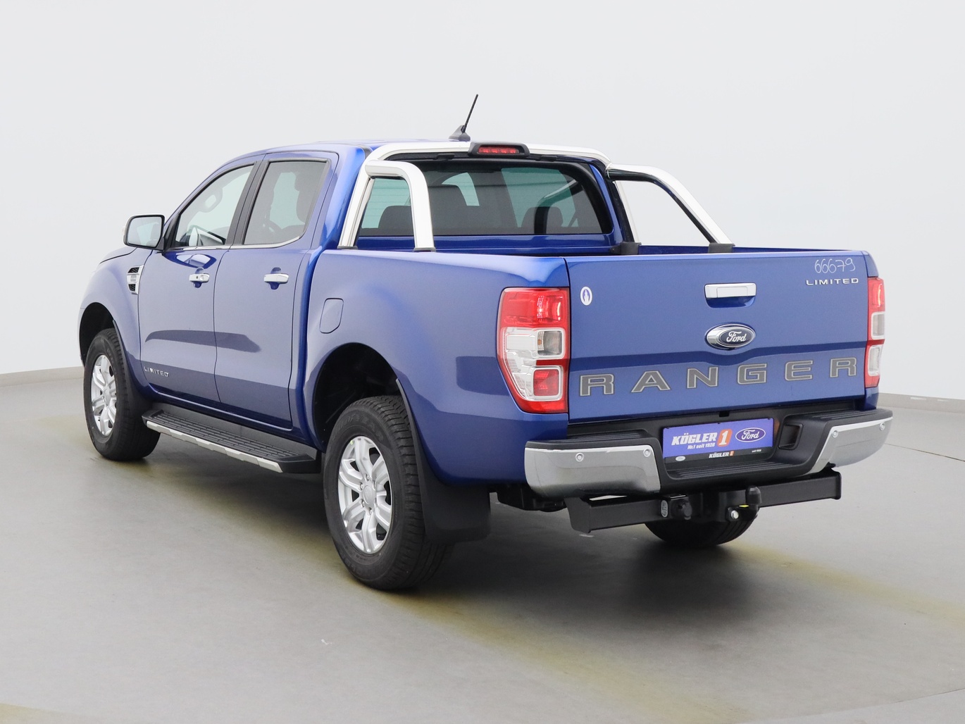  Ford Ranger DoKa Limited 212PS Aut. / AHK / PDC in Saphir Blau 