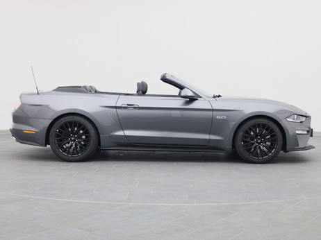  Ford Mustang GT Cabrio V8 450PS / Premium 2 / Magne in Carbonized Gray von Rechts