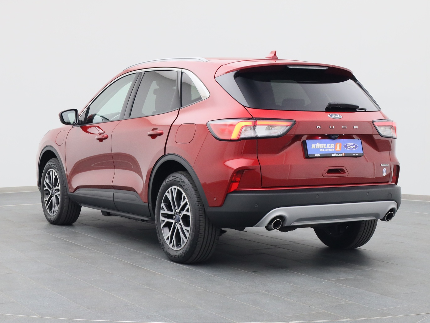  Ford Kuga Titanium X 225PS Plug-in-Hybrid Aut. in Lucid Rot 