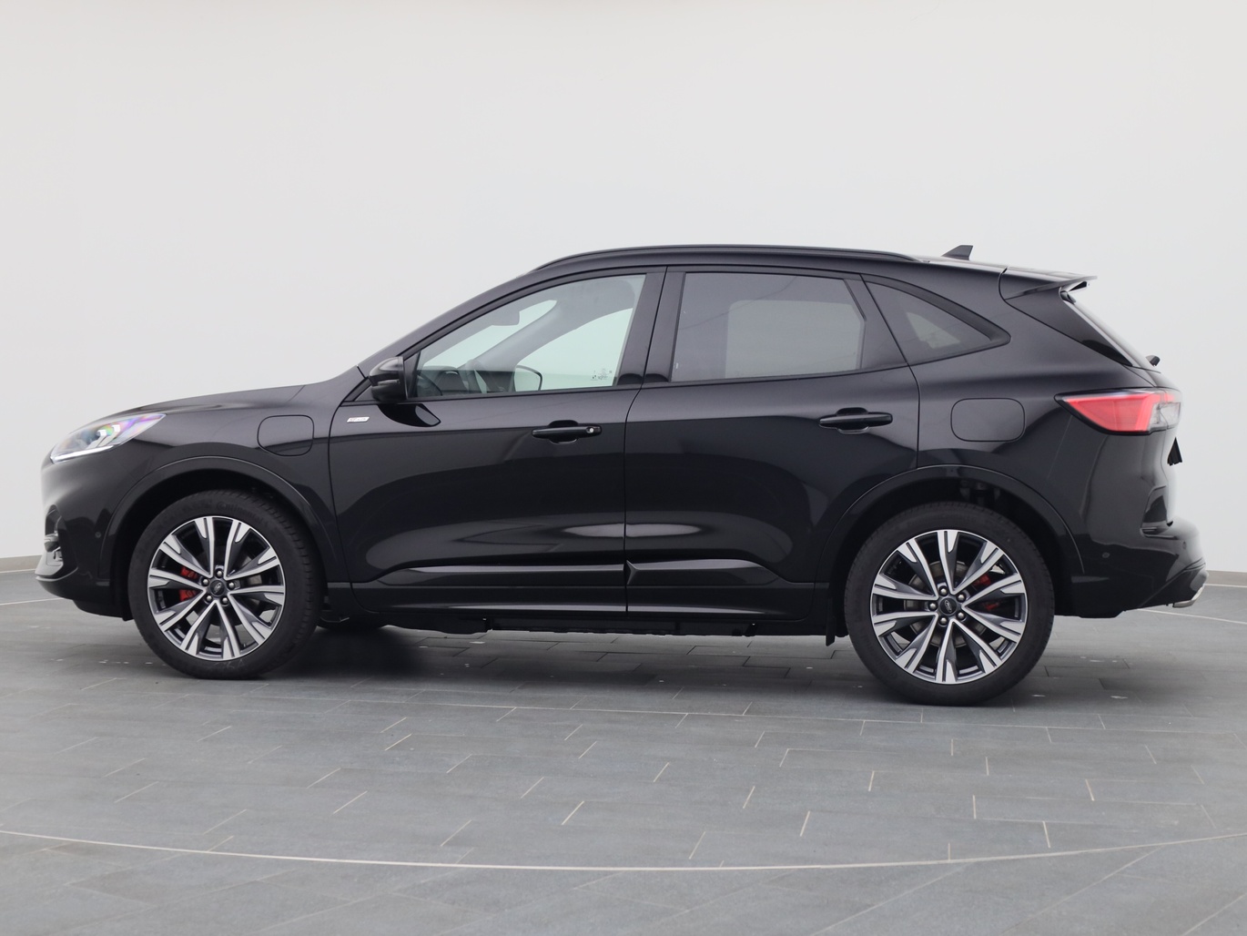  Ford Kuga ST-Line X 225PS Plug-in-Hybrid Aut. in Agate Black von Links