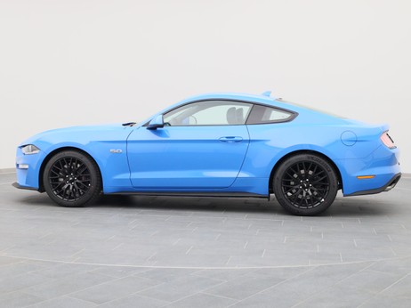 Ford Mustang GT Coupé V8 450PS / Premium 2 / B&O in Grabber Blue von Links