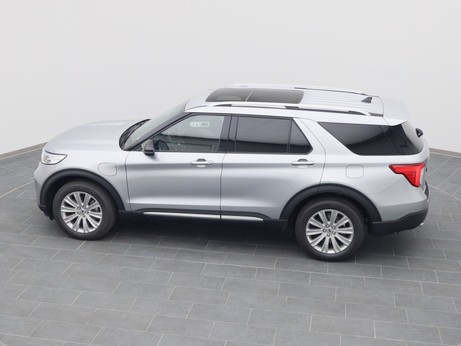  Ford Explorer Platinum 457PS Plug-in-Hybrid / PDC in Iconic Silver 