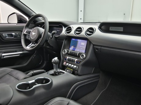  Ford Mustang GT Cabrio V8 450PS Aut. / Premium 4 in Iridium Schwarz 