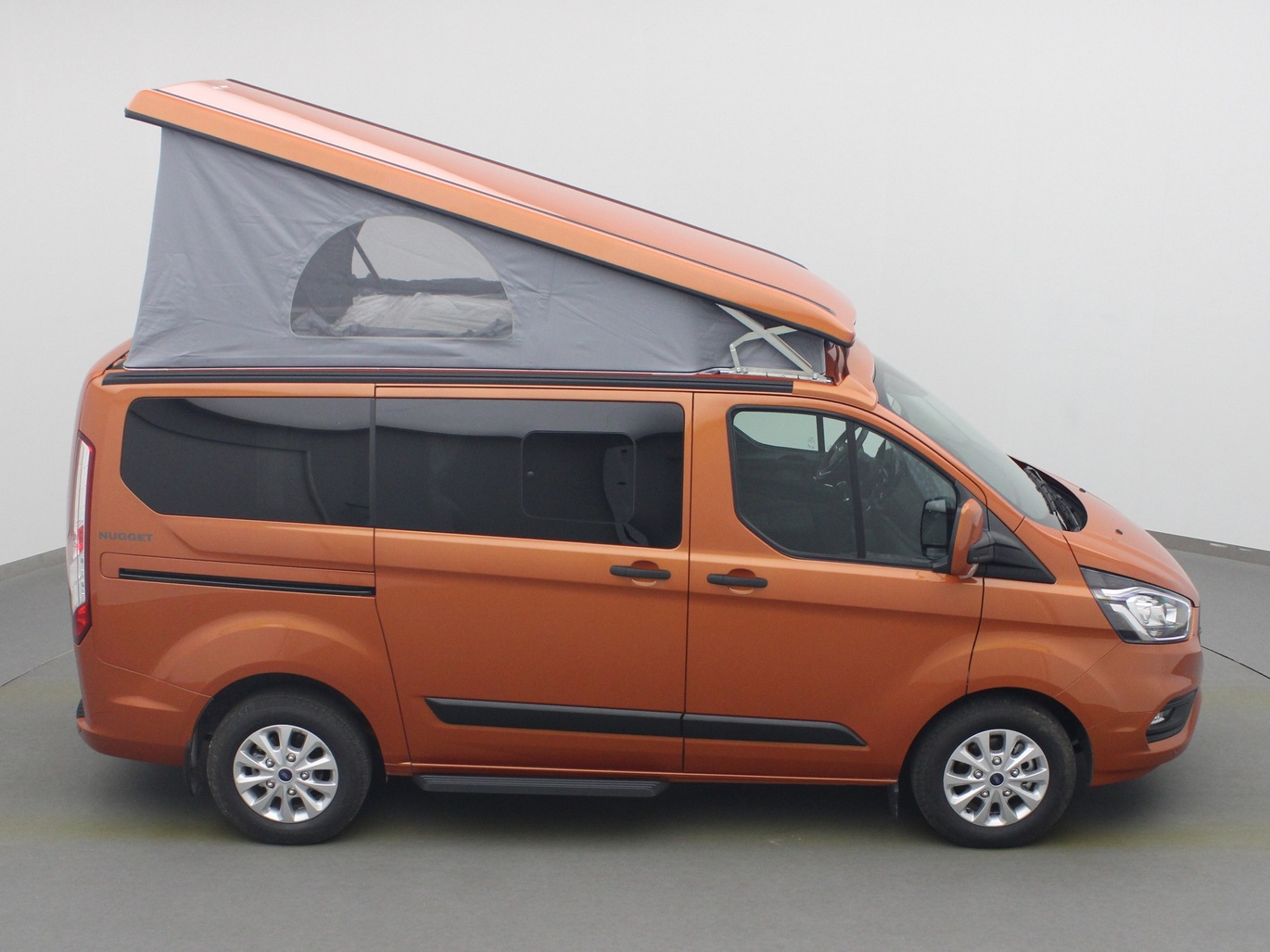  Ford Transit Nugget Aufstelldach 185PS / Sicht-P3 in Hokkaido Orange 