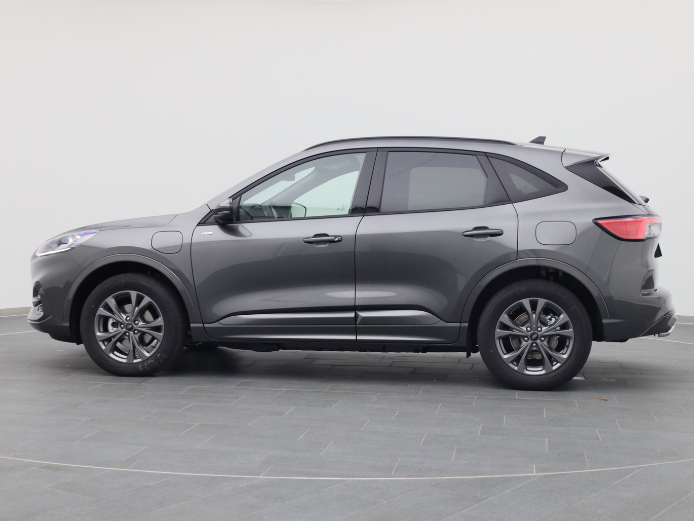  Ford Kuga ST-Line X 225PS Plug-in-Hybrid Aut. in Magnetic Grau von Links